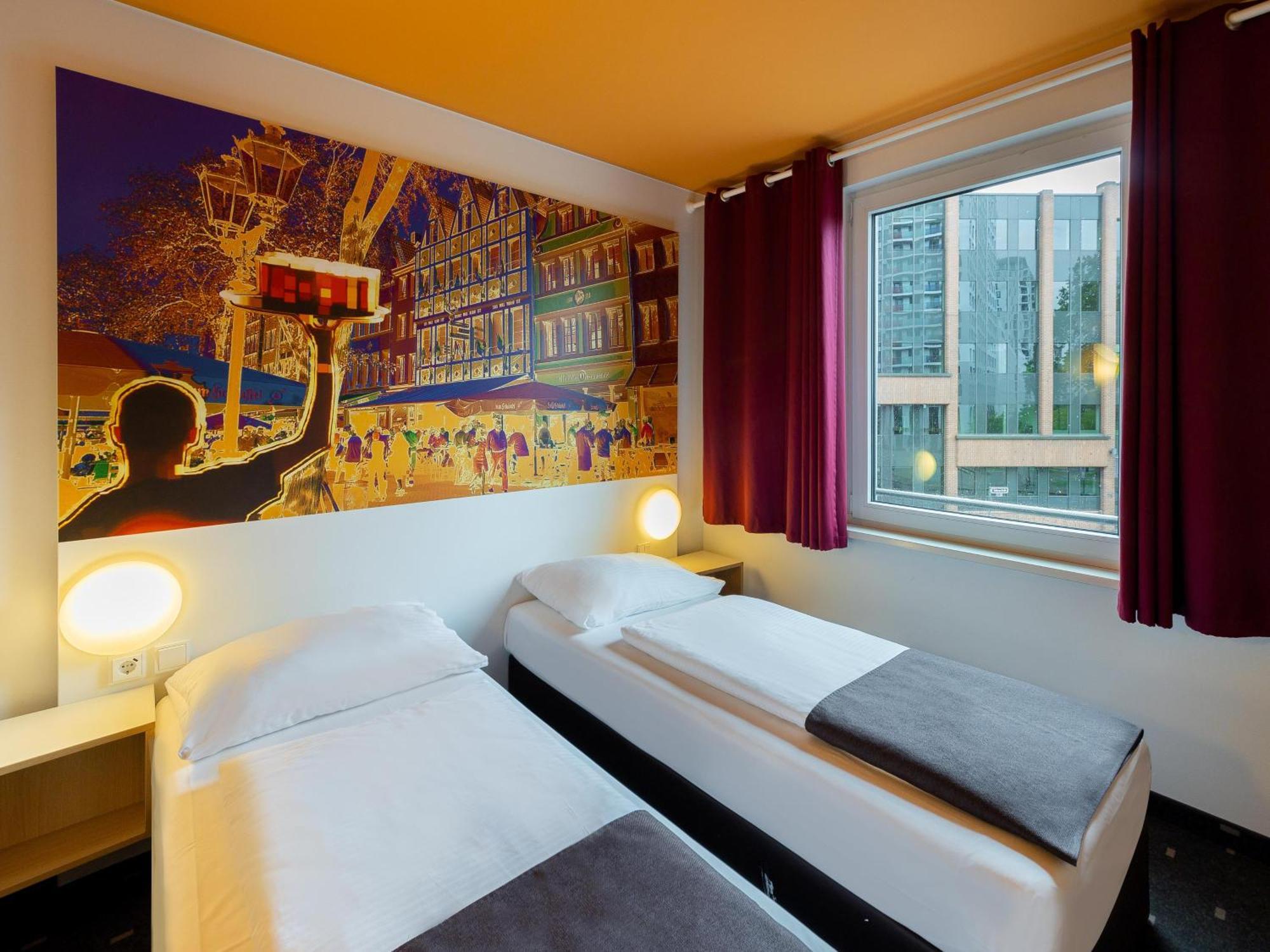 B&B Hotel Duesseldorf-City Екстериор снимка