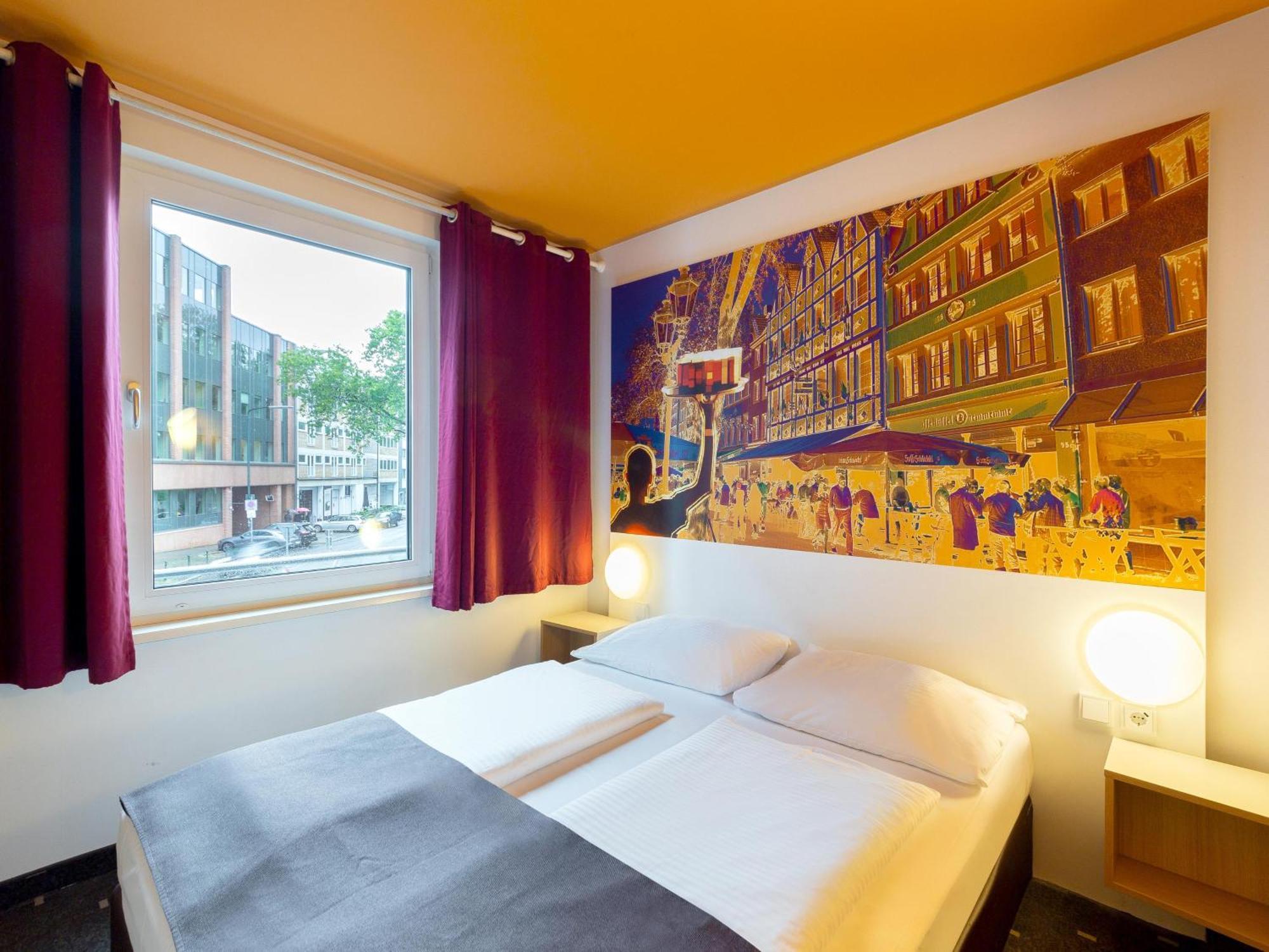 B&B Hotel Duesseldorf-City Екстериор снимка